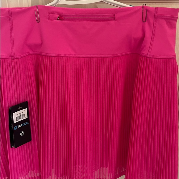 IBKUL Hot Pink Pleated tennis/golf skirtNWT - Picture 3 of 6